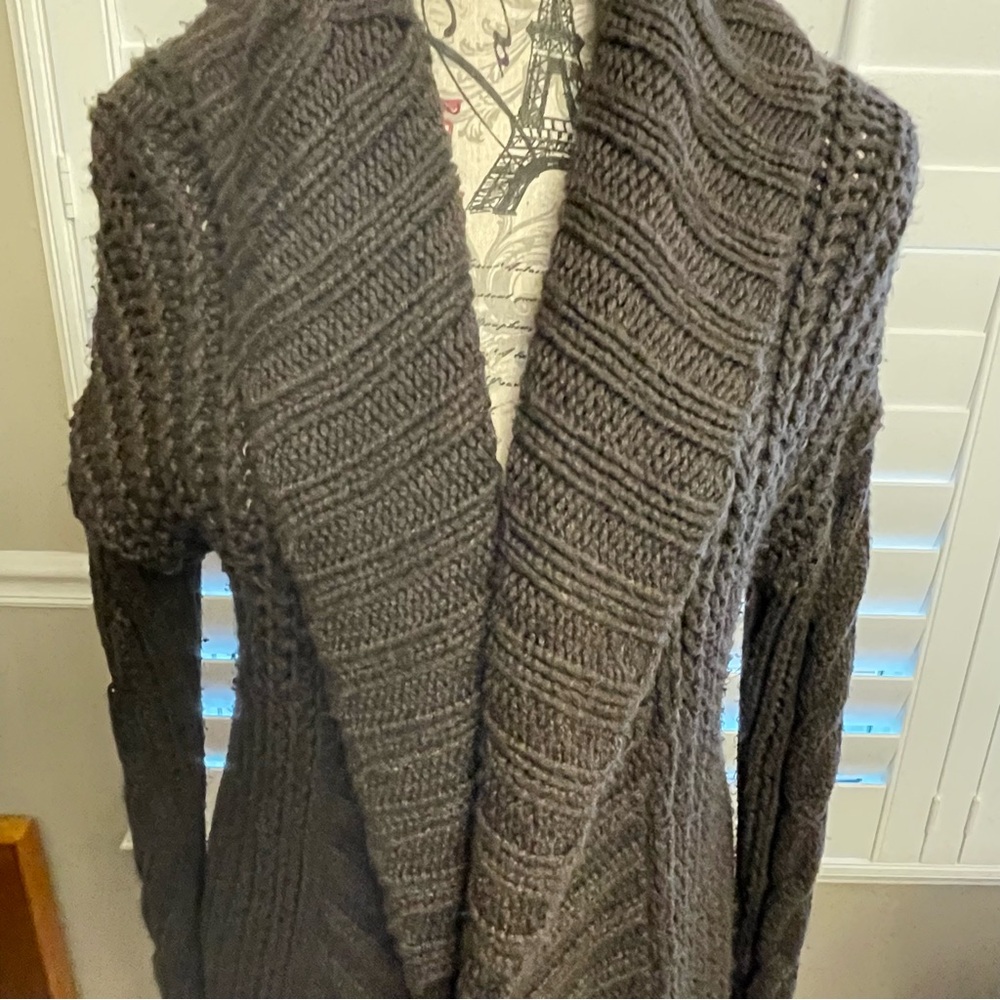 Abercrombie & Fitch Cozy Dark Brown Cardigan - Picture 2 of 6